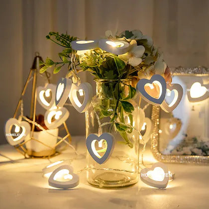 WOODEN HEART LIGHT